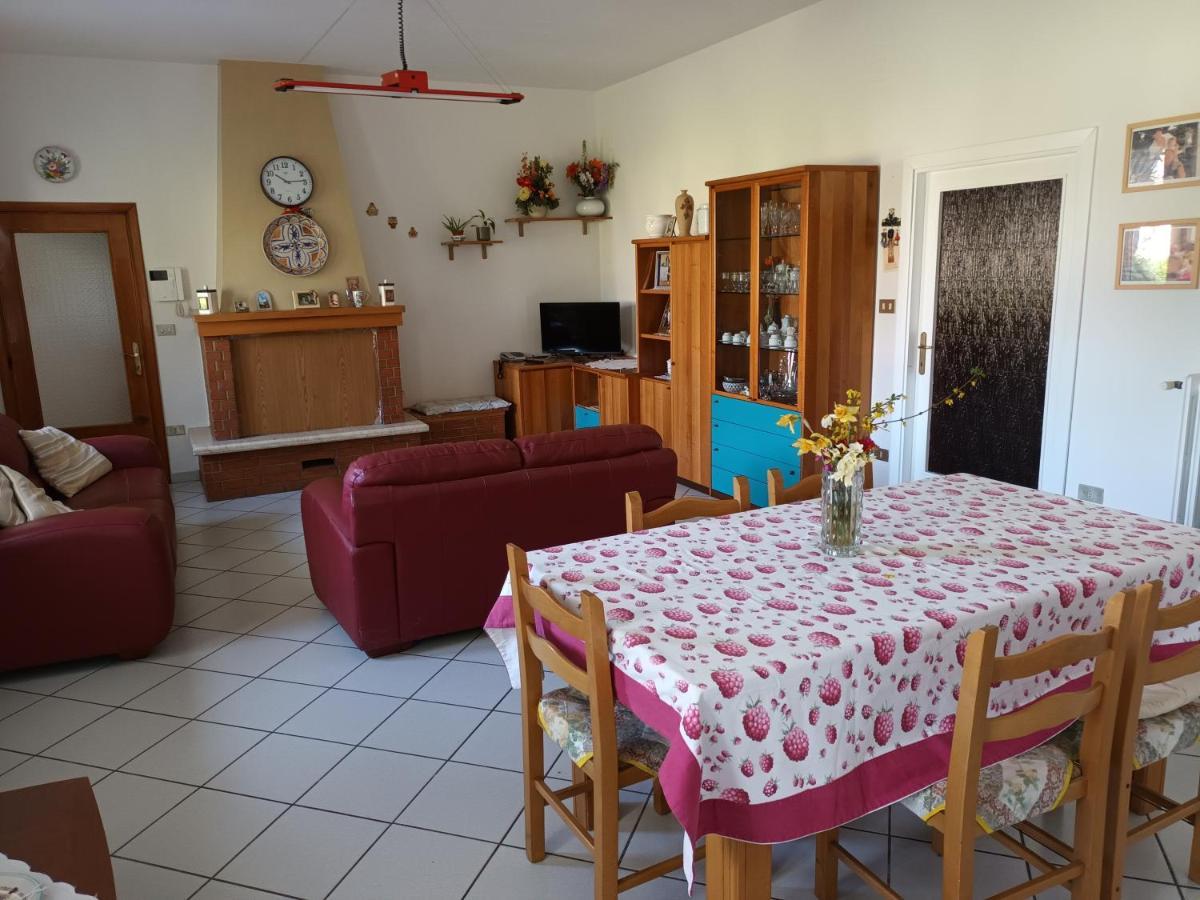 콜론넬라 La Casa Degli Ippocastani 아파트 외부 사진